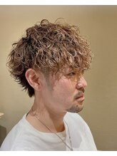 エイトノット(eight knot)&nbsp;ラフウルフ波巻きシャドウパーマ/20代30代40代/名取美田園岩沼