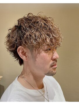 エイトノット(eight knot) ラフウルフ波巻きシャドウパーマ/20代30代40代/名取美田園岩沼