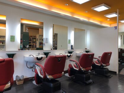 クボタズバーバー(KUBOTA's BarBer)の写真