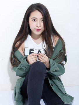 エウレカラックスビー(eureka luxbe) カジュアルストレート【LUXBE　宝塚店】