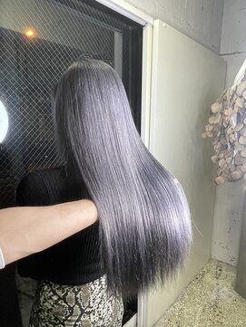 テテ(TETE) プラチナシルバー　心斎橋×長堀橋