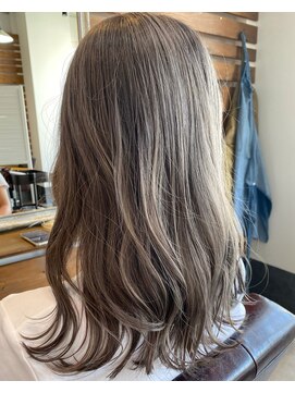 ルー(loup) クリームベージュ/グレージュ/ダブルカラー/外国人風カラー/大名