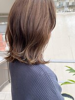 オーシャン(Ocean)&nbsp;［OCEAN Hair&Life 水田成美］デザインハイライトで赤み×