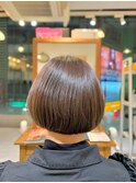 ショートボブ