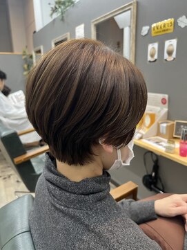 エニー 四条大宮(aNy) 丸みショート