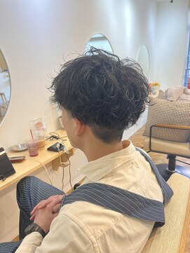 ブルーム(BROOM) 波パーマMIX巻き