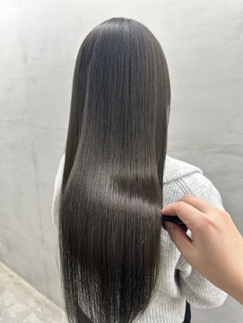 ジーナ 池袋(Zina) オリーブグレージュ