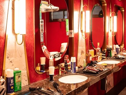 メリケンバーバーショップ トーキョー(MERICAN BARBERSHOP TYO)の写真