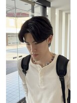 アフューズバイストゥー(Vfuse by StueW)&nbsp;刈り上げなしセンターパート×ニュアンスパーマ