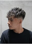 MEN'S/スペインカール×ハイライト/フェード/短髪/大人ヘア