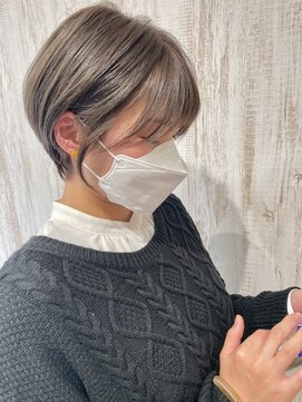 大人ショート/耳掛けショート/丸みショート/小顔カット/30代40代