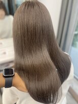 フォンズ(FONS)&nbsp;透明感オリーブカラー/寒色カラー/艶カラー/表参道/学割/