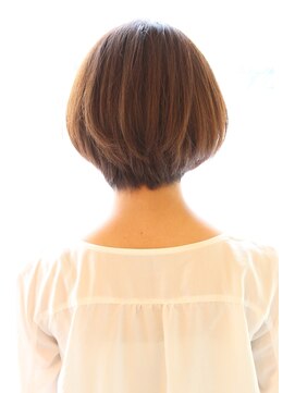レウナ 外苑前(Reuna) 【30代・40代】大人の女性に人気のひし形ボブ