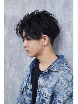 ツーダブルバイフィフス 西梅田店(WW.. by fifth) ドット2023☆80【西梅田/北新地/JR大阪/梅田】