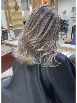 ジゼル(gisele) （稲毛）バレイヤージュ