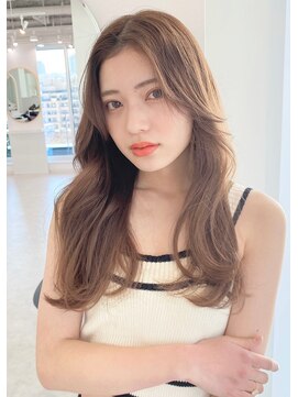 レミエ ダイカンヤマ(lemiie) 代官山 lemiie☆レイヤーカット☆女性らしいセンターパート