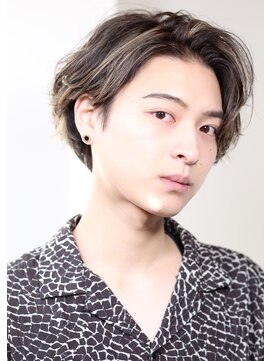 リップス 自由が丘(LIPPS) 耳かけゆるウェーブセンターパート