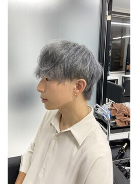 リア 大阪梅田(Ria) ～メンズ　アッシュシルバー～ 【Ria 大阪 梅田】