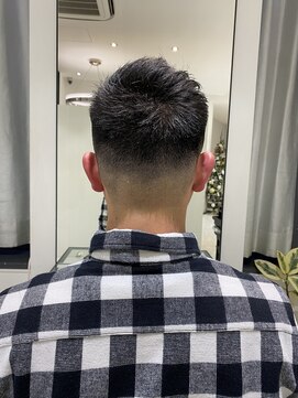 プエンテ(PUENTE) 【Puente関内店】刈り上げヘア