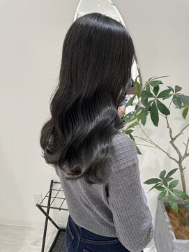 ジーナ 福岡天神(Zina) *暗めカラーでも透け感を*ダークオリーブグレージュ