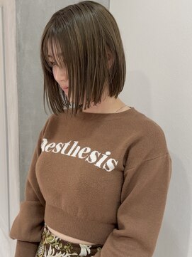 ヨーク(YOKE) 【YOKE】大人ボブアッシュオリーブグレージュカーキグレージュ