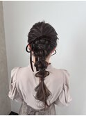 大人可愛いポニーテール玉ねぎアレンジ