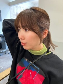 アリエ(allier)の写真/結んでも可愛い顔周りカット＊ばっさりカットなしで可愛く印象的に決まるStyle