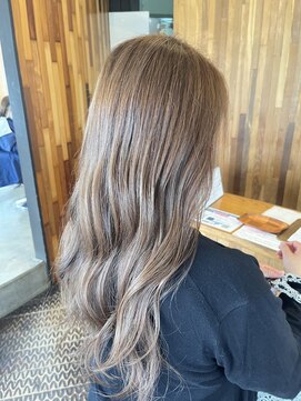 ヘアラウンジ アングゥ(hair lounge ungu) ベージュカラー