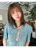 アッシュベージュミディアムレイヤーシースルーバング