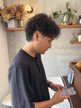 テーラー(Tailor) 波巻きパーマ