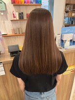 サリュー バイ イザ(Salut by IZA)&nbsp;ベージュカラー似合わせカットセミロング