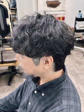 カット/パーマ/ケアパーマ