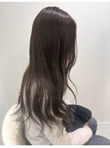 透明感ベージュ