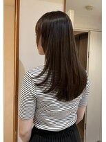 エンテ バイ アンバースデー(ENTE by UNBIRTHDAY)&nbsp;V字カット／マツイアカリ