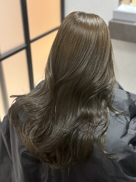 ルナス 福岡天神(LUNAS) 大人気！オリーブカラー