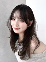 コハク(kohak)&nbsp;薄め前髪顔まわりレイヤーカットシースルー前髪ハッシュカット