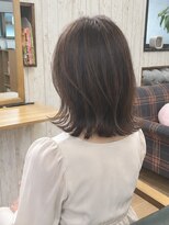 ねこびより&nbsp;大人の外ハネミディアムレイヤー