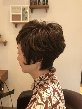 フォーリーフクローバー(four leaf clover) ショートパーマスタイル