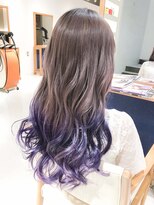 デイズ(days)&nbsp;グレージュグラデーション毛先ブルーバイオレットインナーカラー