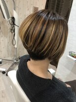 コレロ ヘアー(KORERO hair)&nbsp;ハイライト×前下がりボブ