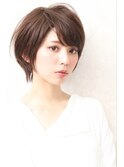 斜めバングの耳かけマニッシュショート 簡単スタイリング☆☆