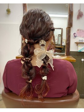 グレースモア(Grace More) (久留米/西原)編みおろしツインテール