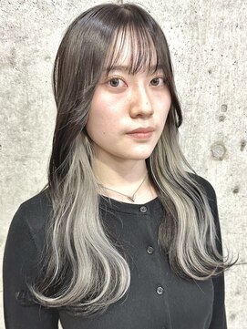 サクラ 岐阜(SAKURA) 仕事でも隠せるインナーカラーホワイトグレー　岐阜美容室