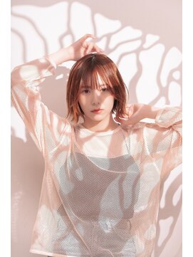 ソワン ド ブランシュ ライフ 八戸ノ里店(Soin de Blanche LIFE) ウルフ外ハネ　マンダリンカラー　ミディアム　20代/30代/40代