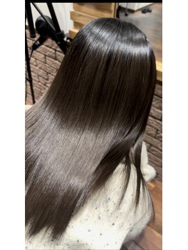 イイネ(iine) 美シルエットストレートロングヘア☆髪質改善×縮毛矯正