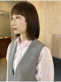 ぱつっとボブと暖色カラー
