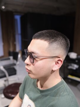 ベロマン(BELO MAN) 坊主フェード