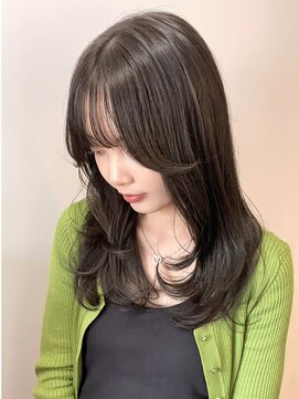 エイム(A-im) 顔周りレイヤー×グレージュ　ブリーチなし