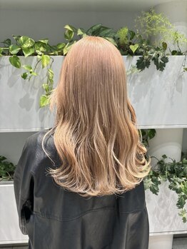 ウタタリトゥリ(Utata literie)の写真/【最旬スタイル×似合わせ】毛流れや個性を活かしたカットであなただけの似合うを手に入れて♪