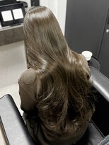 ルナス 福岡天神(LUNAS)&nbsp;グレー味を足したベージュで透明感を！[福岡大名 髪質改善]